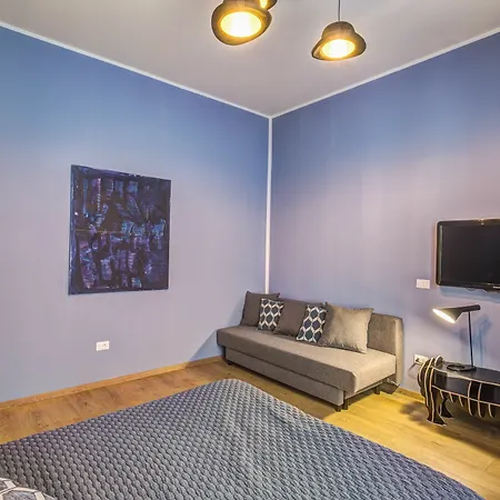 Downtown Srl - Cinque Terre Stylish Apartament La Spezia
